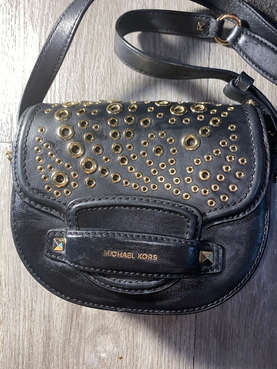 Michael Kors Handbags - Michael Kors Black Leather Crossbody with Gold Grommet Detail
